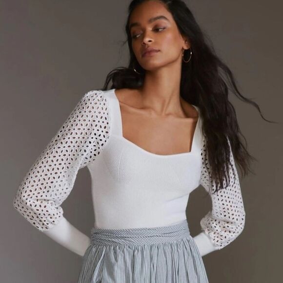 Anthropologie • White eyelet sleeve sweater - Picture 1 of 4